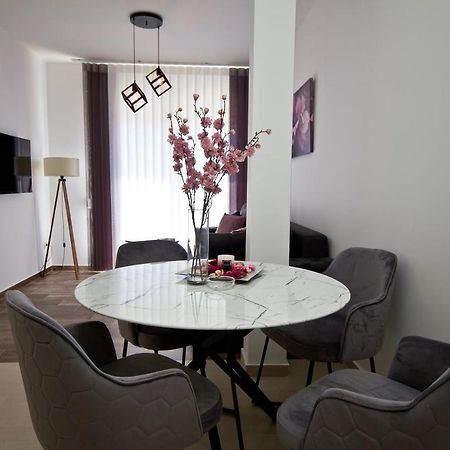 Igman Apartments Tivat Dış mekan fotoğraf