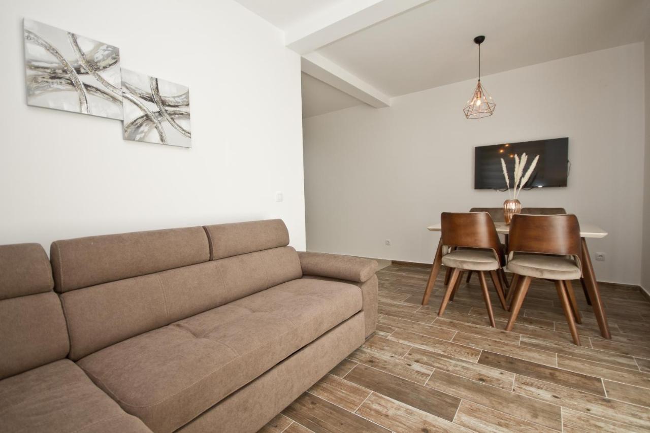 Igman Apartments Tivat Dış mekan fotoğraf
