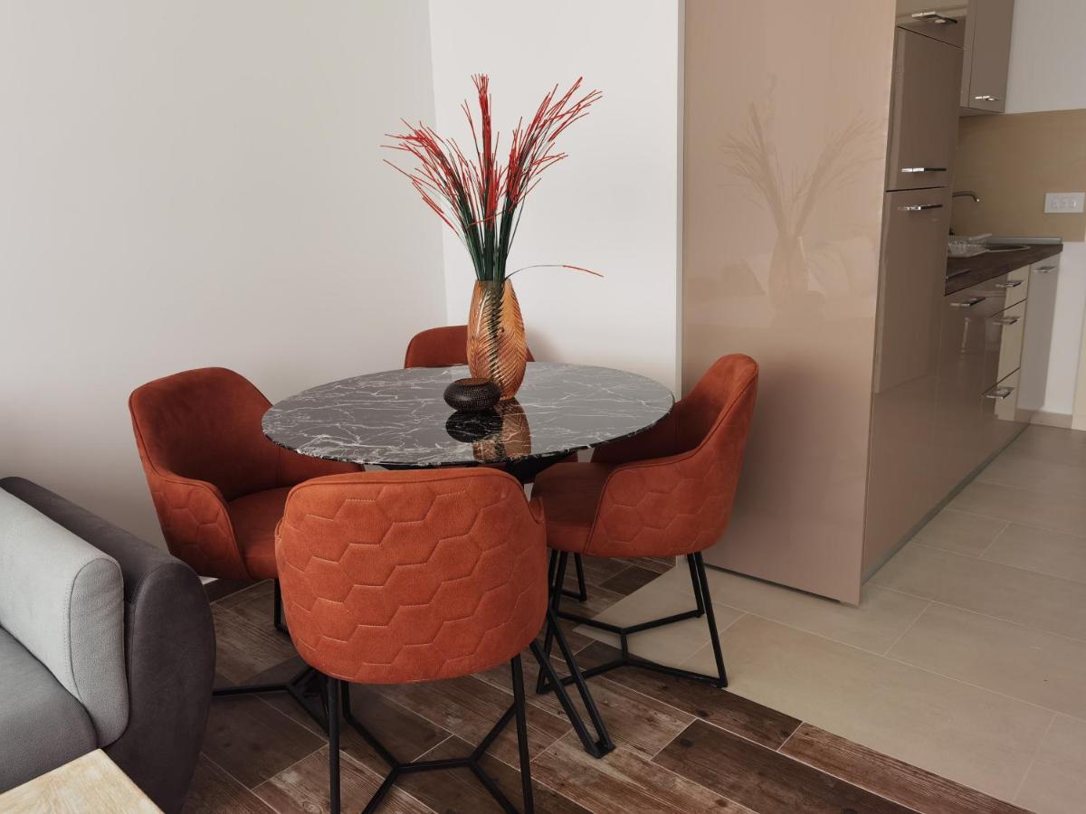 Igman Apartments Tivat Dış mekan fotoğraf
